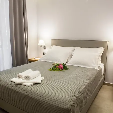 Anemos & Nafplio
