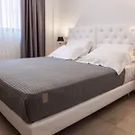 מלון דירות Anemos & 4*