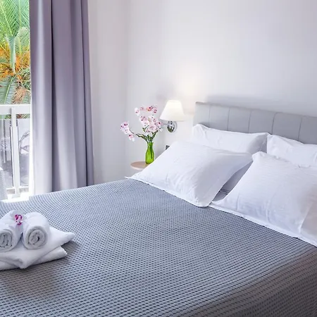 Apart Otel Anemos &