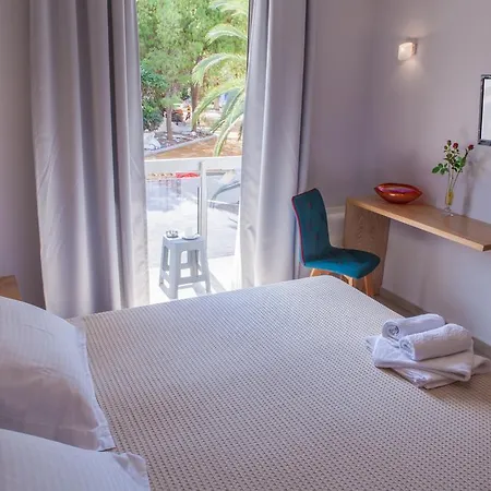 Aparthotel Anemos & 4*