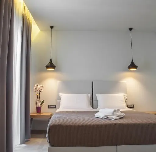 Anemos & Aparthotel 4*