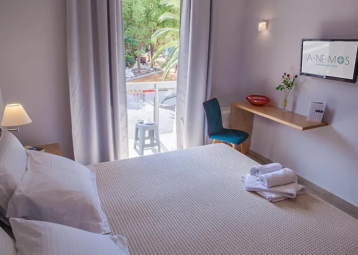 Aparthotel Anemos & 4*